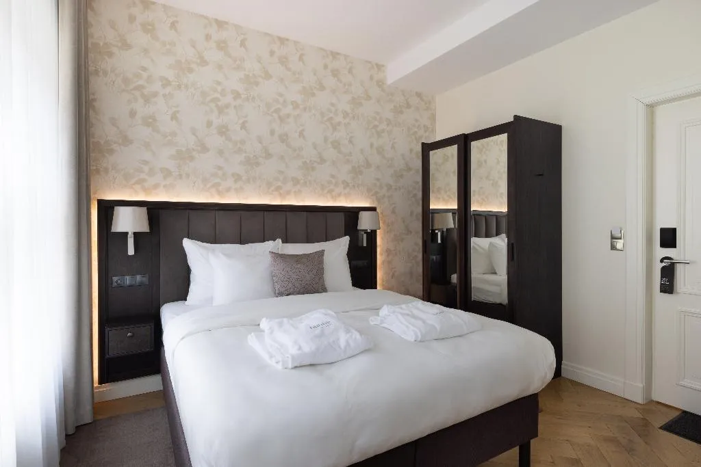 DOUBLE WITH DOUBLE BED Room, Nunne Boutique Hotel, Tallinn