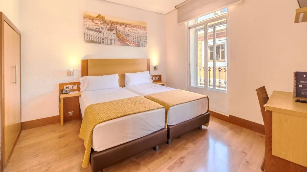 FAMILY ROOM STANDARD Room, ITC Mora by Soho Boutique, Madrid