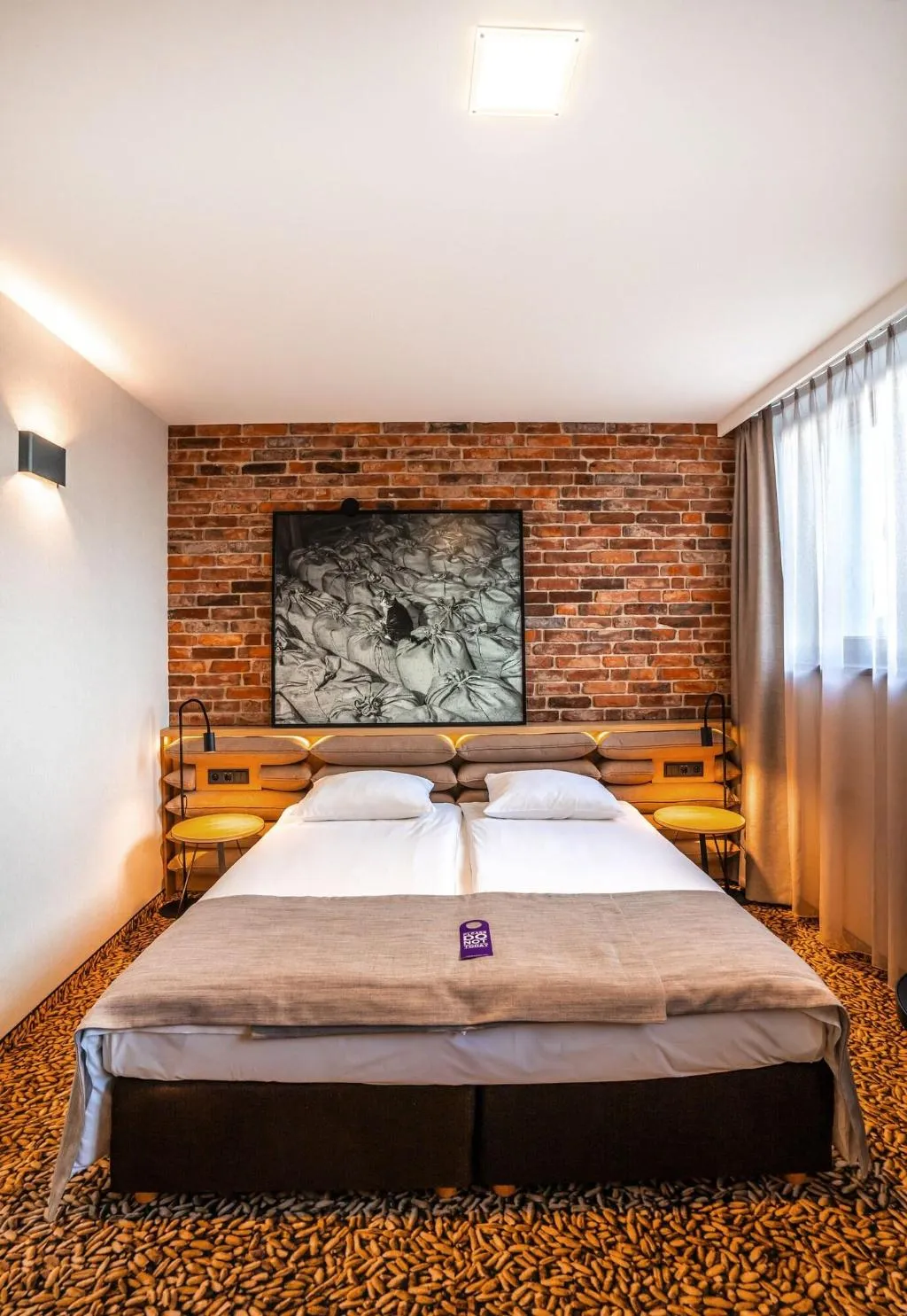 TWIN PREMIUM QUEEN BED Room, Qubus Hotel Gdansk, Gdansk