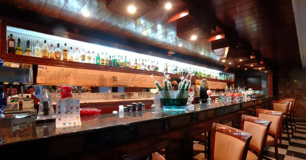 Bar, Santa Monica, Costa Dorada