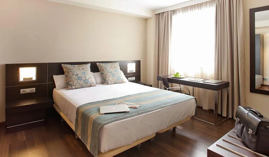 DOUBLE CLASSIC Room, Sercotel Aura Algeciras, Costa De La Luz