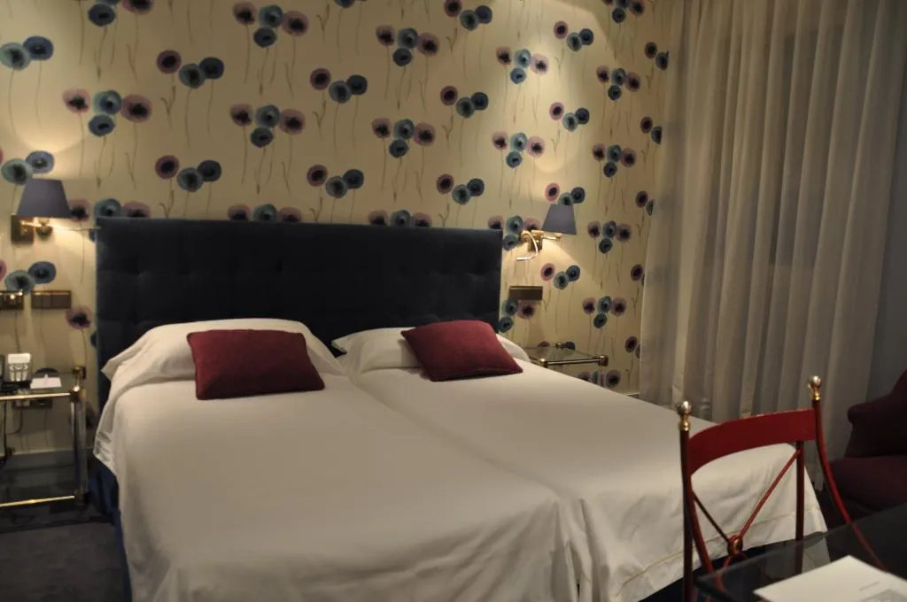 DOUBLE STANDARD Room, Inhala Hotel Garden, Madrid