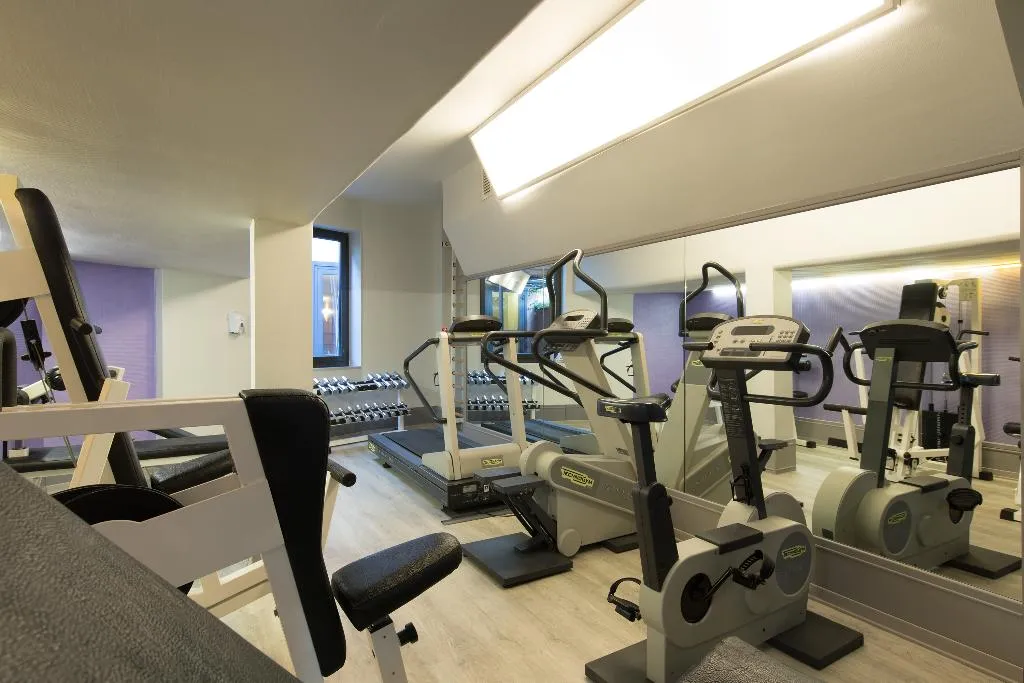 Sports and Entertainment, Hotel Capitol, Milan