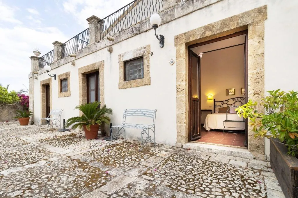 Room, Relais Villa Favorita Noto, Catania
