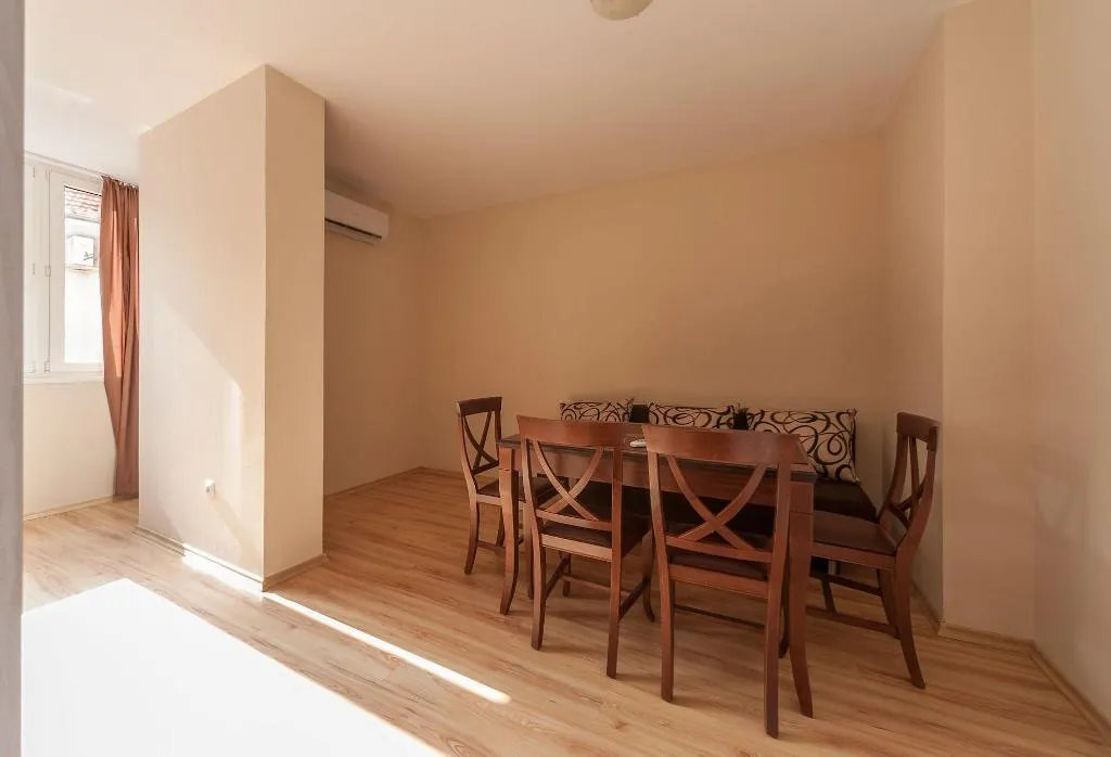 Room, Roel Residence Apartments, Bourgas