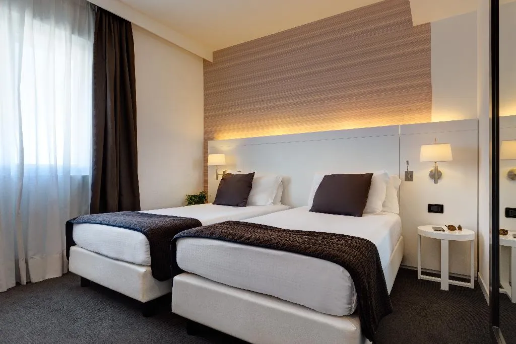TWIN STANDARD Room, iH Hotels Roma Z3, Rome