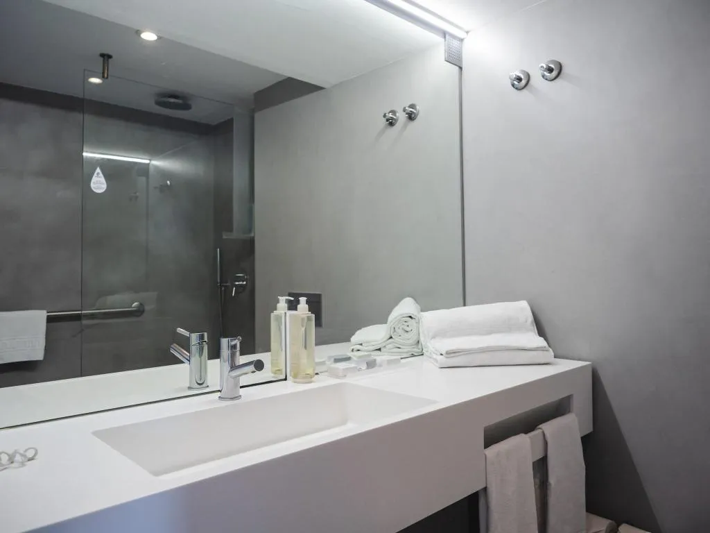 TWIN SUPERIOR SEA VIEW Room, Hotel Baía, Lisbon