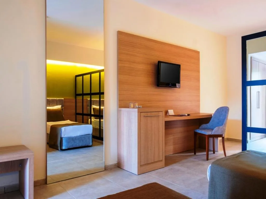 FAMILY ROOM CLUB Room, Queens Park Goynuk, Antalya