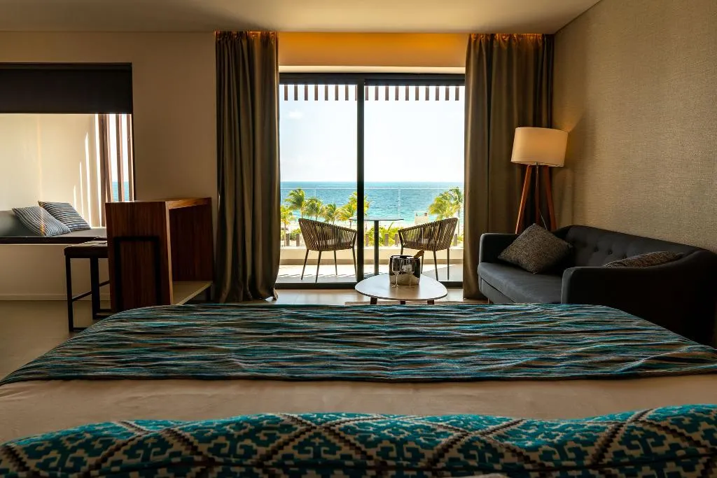 JUNIOR SUITE OCEAN FRONT Room, Majestic Elegance Costa Mujeres All Inclusive, Cancun Area