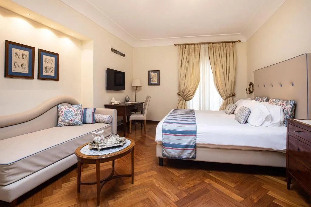 DOUBLE SUPERIOR Room, Palazzo Marziale, Naples