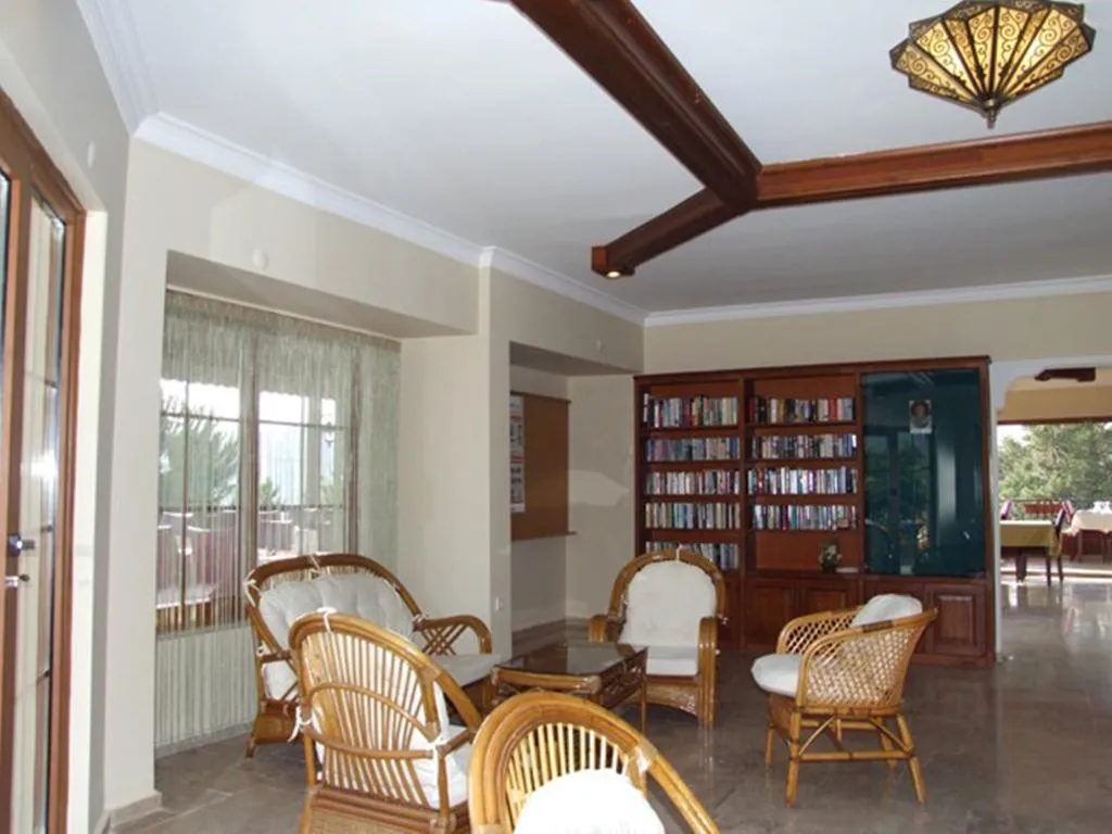 Lobby, Leytur, Dalaman