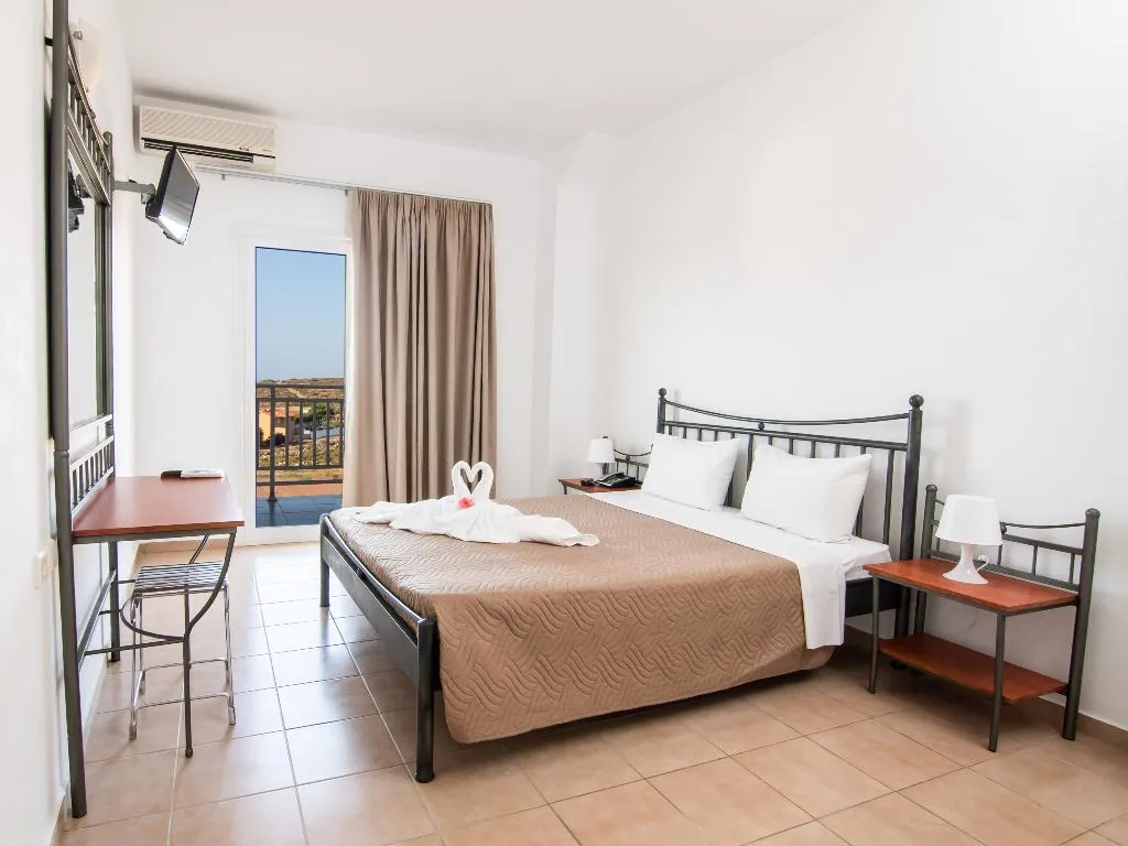 DOUBLE STANDARD Room, Chrissy's Paradise, Crete