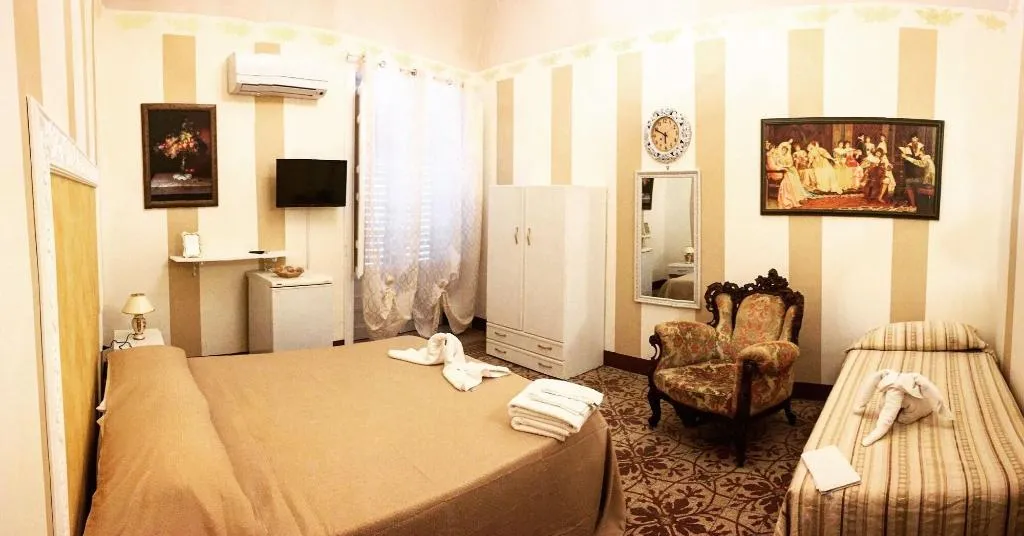 Room, Amantea Bed And Breakfast, Palermo