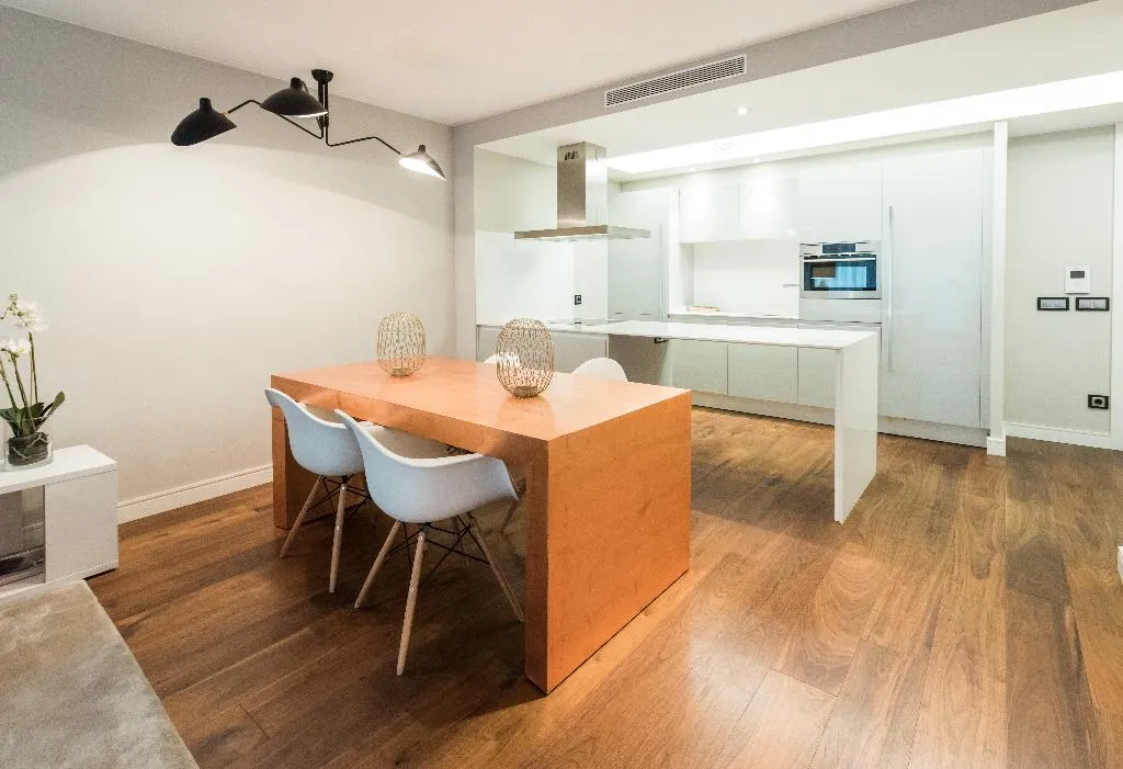 APARTMENT ONE BEDROOM Room, Gran Via Centric II, Madrid
