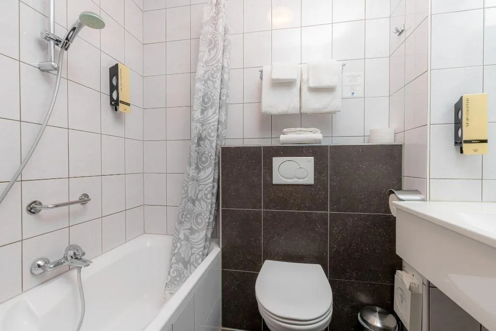 Room, Owl Hotel, Amsterdam