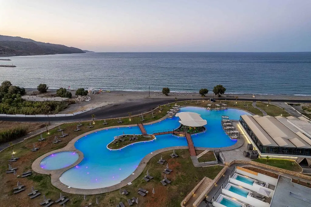 General view, Chq Galini Palace, Crete