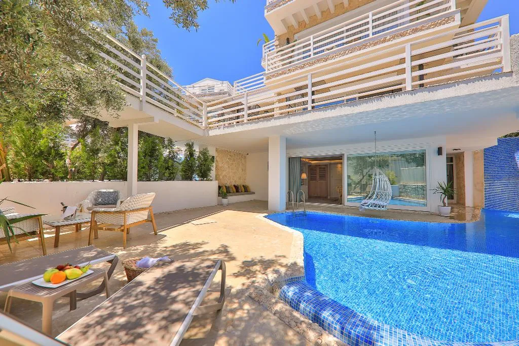 SUITE WITH PRIVATE POOL Room, Kalkan Saray Suites, Dalaman