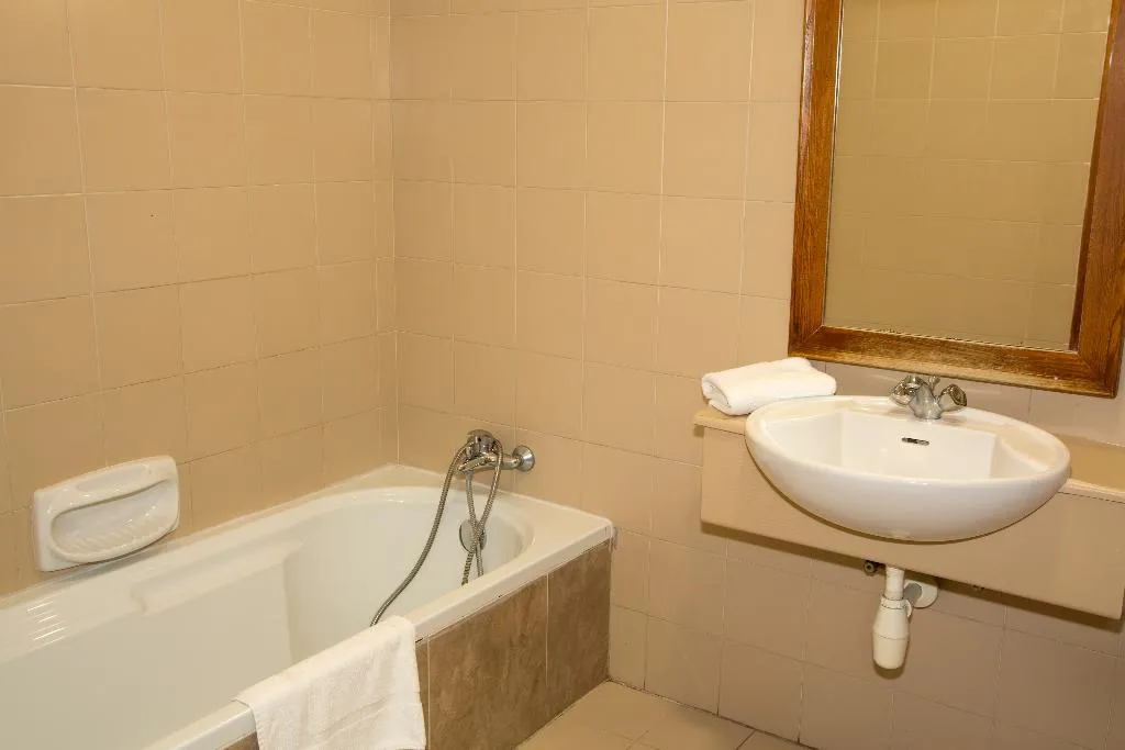 STUDIO STANDARD Room, Burlington Apartments, Malta