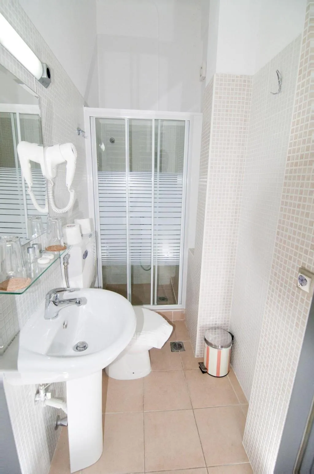 Room, Rent Rooms Thessaloniki, Halkidiki