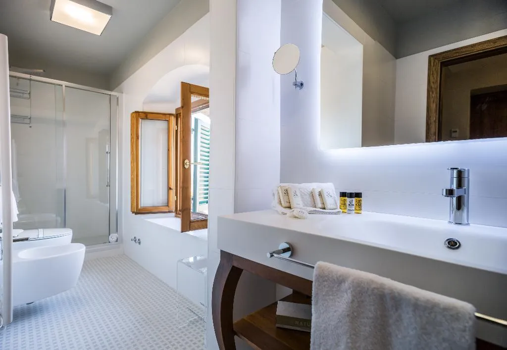 DOUBLE DELUXE Room, Palazzo Leopoldo Dimora Storica & Spa, Florence