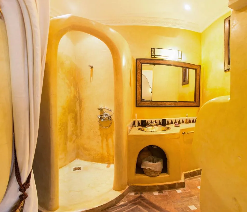 Room, Riad Dar Dialkoum, Marrakech