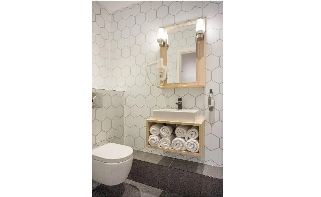 TWIN BASIC Room, Hotel Nes, Amsterdam