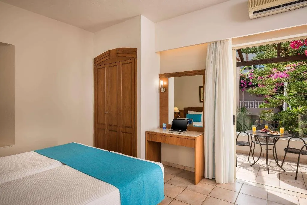 Room, Elotis Suites, Crete