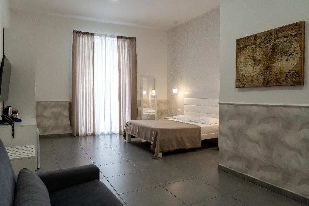 TRIPLE SUPERIOR Room, Hotel San Michele, Naples