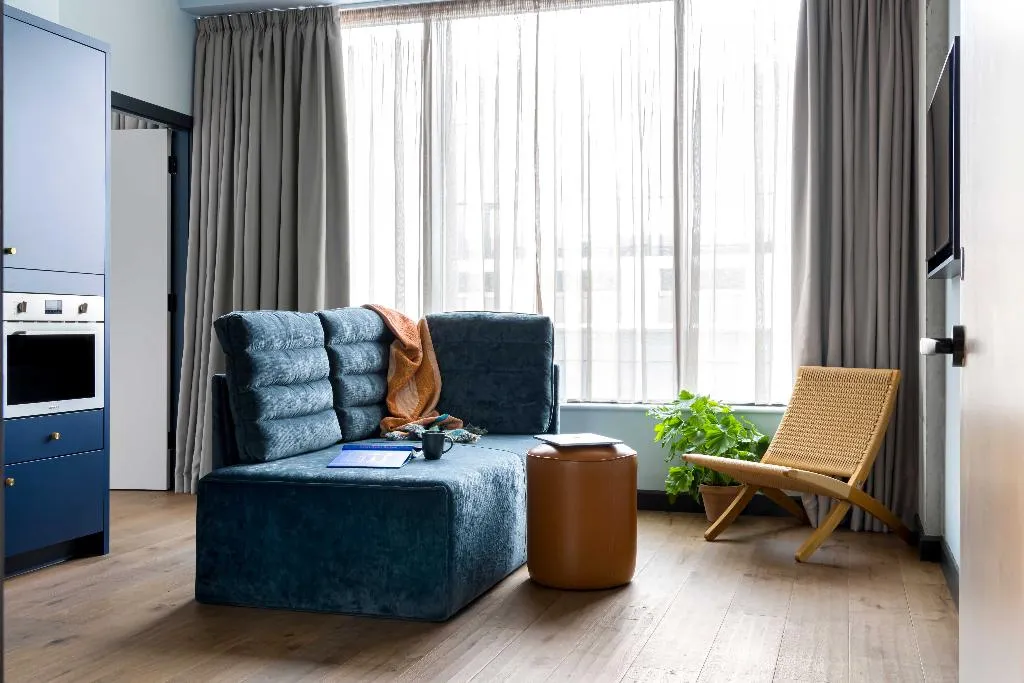 APARTMENT CAPACITY 4 ONE BEDROOM Room, Beckett Locke, North Docks, Dublin
