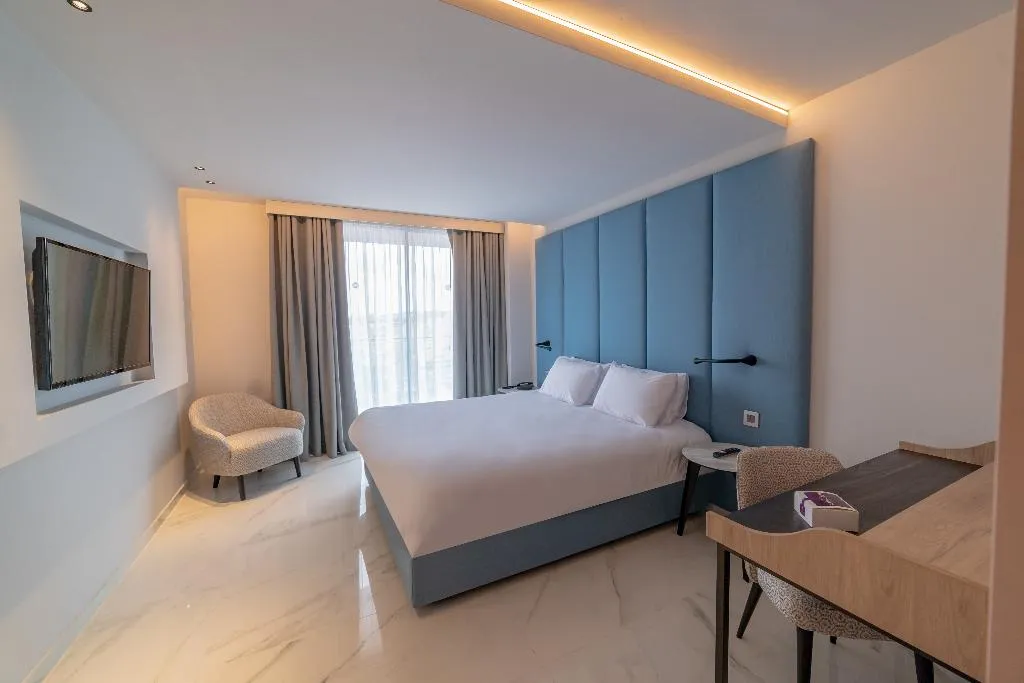 Double or Twin WITH BALCONY Room, Mercure St. Julian's Malta, Malta