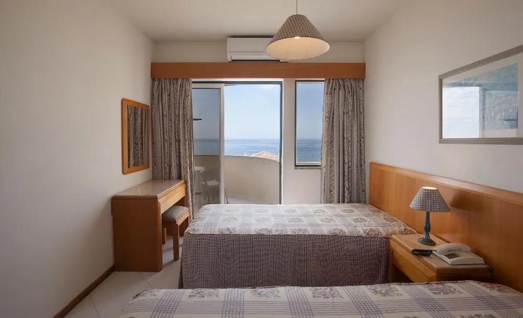 APARTMENT SEA VIEW TWO BEDROOMS Room, Algarve Mor Apartamentos, Algarve