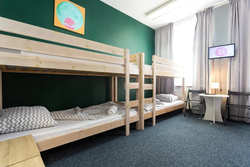 Room CAPACITY 4 Room, Moon Hostel Gdansk, Gdansk