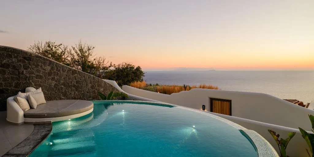 VILLA TWO BEDROOMS TWO BATHROOMS Room, Secret Path Luxury Villas, Santorini
