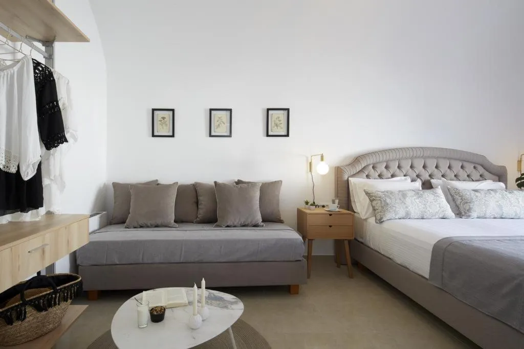 VILLA WITH PRIVATE POOL Room, Tramonto Private Villa, Santorini