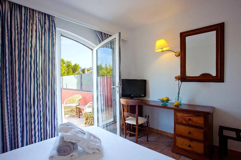 SINGLE SUPERIOR Room, Cala Sant Vicenç - ADULTS ONLY, Majorca