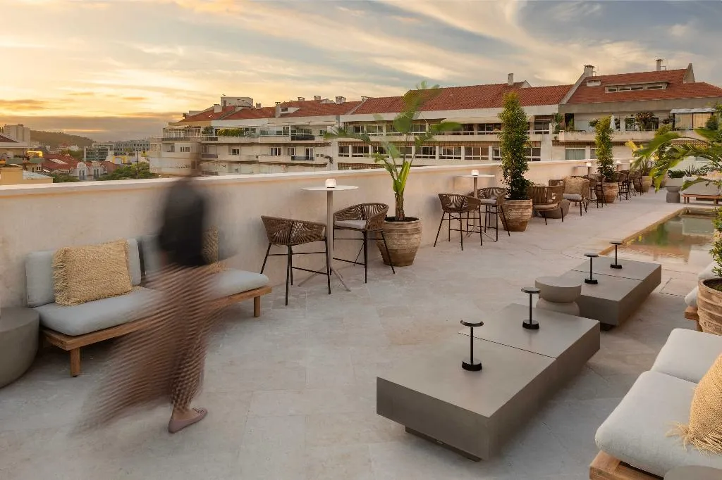 Terrace, Evolution Valbom, Lisbon