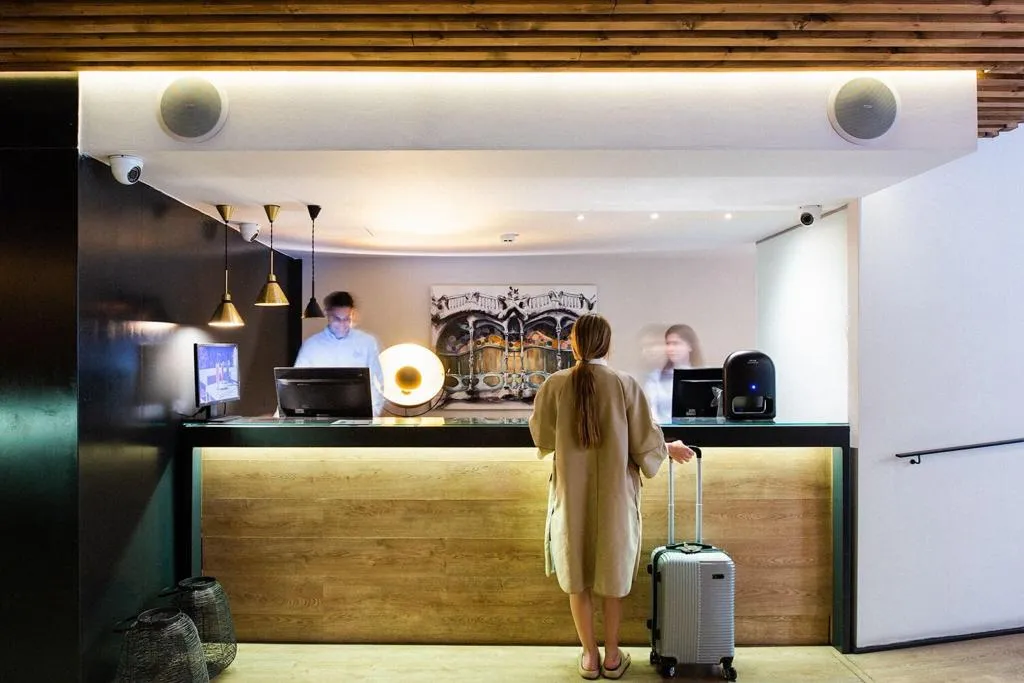 Lobby, Hotel Well And Come, Barcelona