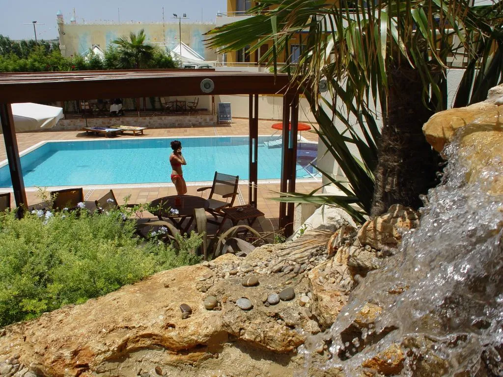 Pool, Sitia Bay, Crete