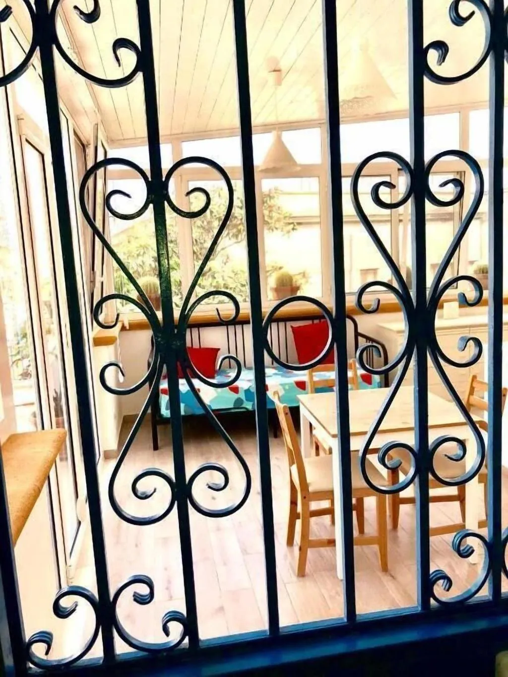 Room, Cortile Sant'Agostino, Palermo