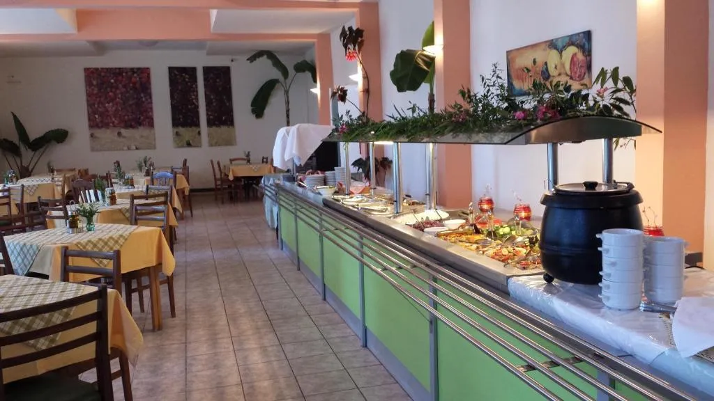 Restaurant, Ipsos Beach, Corfu