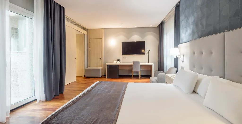 DOUBLE SUPERIOR Room, Ilunion Pio XII, Madrid