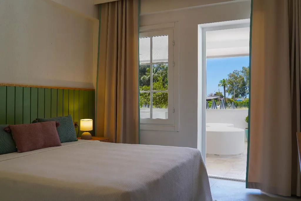 DOUBLE GARDEN VIEW WITH BALCONY Room, Hotel Club-E, Dalaman
