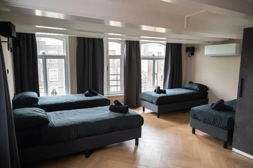 Room, Hotel 83, Amsterdam