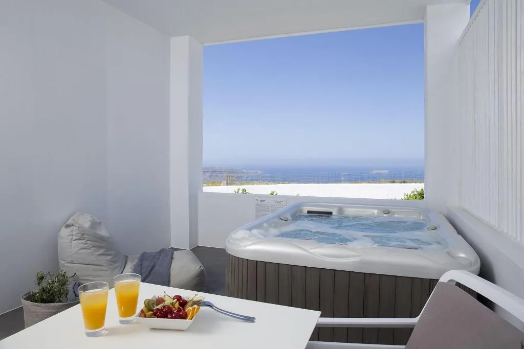 Room, May Seven Suites Hotel, Santorini
