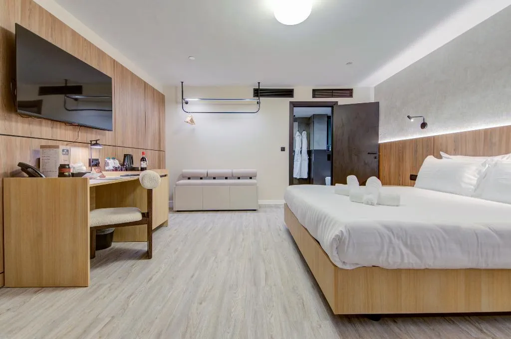 Double or Twin STANDARD Room, Noru Hotel, Malta