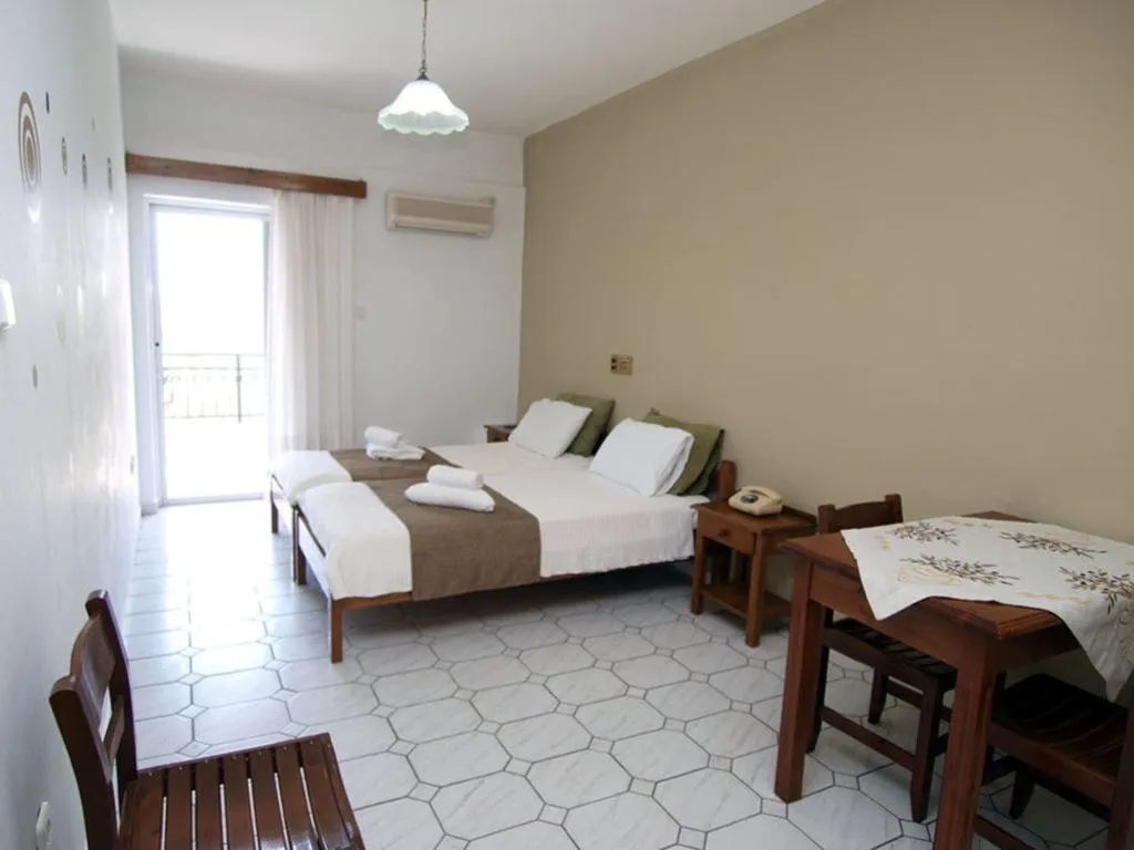 APARTMENT ONE BEDROOM Room, Kleopatra Traditional Hotel, Kalamata