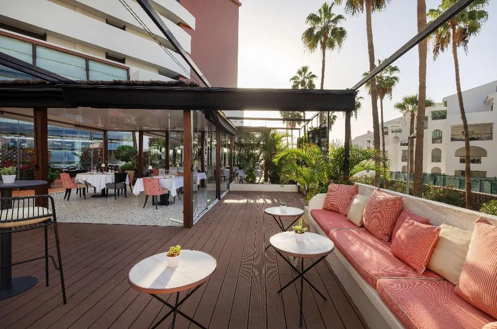 Restaurant, AluaSoul Costa Adeje (Adults Only +16), Tenerife
