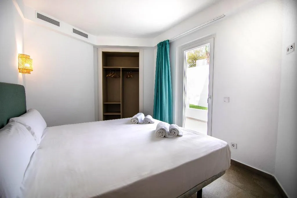 APARTMENT THREE BEDROOMS Room, MarSenses Ferrera Blanca Family Hotel, Majorca