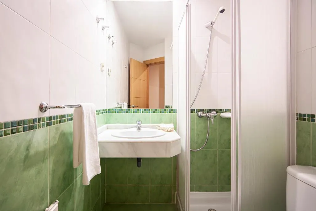 TWIN STANDARD Room, INTER Puerta del Sol, Madrid