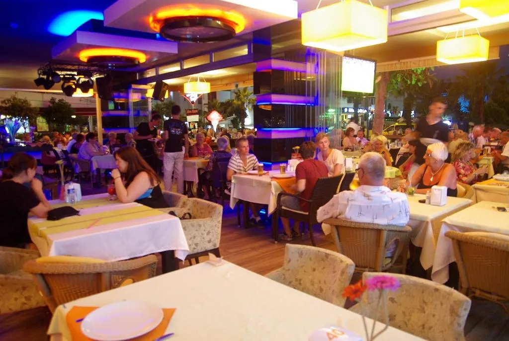 Restaurant, Kleopatra Delfino, Antalya